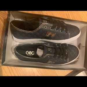 GBG sneakers never worn